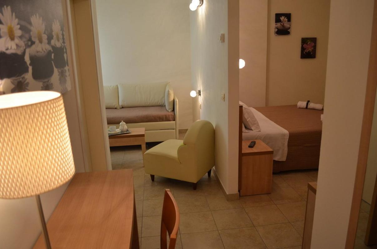 Hotel Europa Милано Мартима Стая снимка