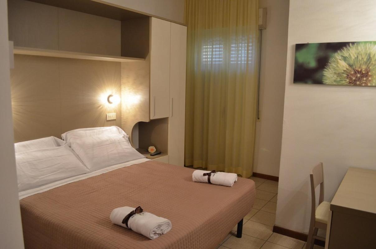 Hotel Europa Милано Мартима Стая снимка